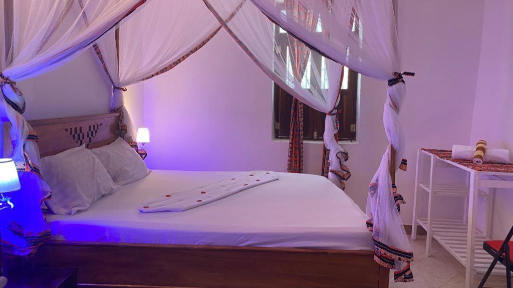 Stay Home Zanzibar B&B Занзибар Экстерьер фото