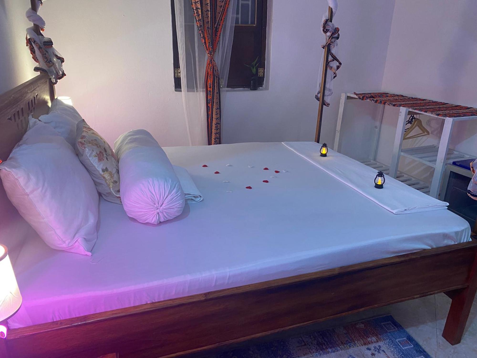 Stay Home Zanzibar B&B Занзибар Экстерьер фото